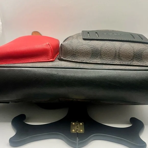 COACH **Unique** Men's Color Block Leather Travel Bag * Multi-Compartment. XLNT - Picture 4 of 12